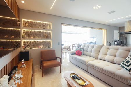 Apartamento à venda com 113m², 2 quartos e 2 vagas Apartamento à venda com 113m², 2 quartos e 2 vagasSala