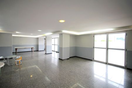 Apartamento à venda com 99m², 3 quartos e 3 vagasÁrea comum - Salão de festas