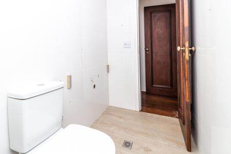 Apartamento à venda com 105m², 3 quartos e 1 vaga Apartamento à venda com 105m², 3 quartos e 1 vagaBanheiro Social