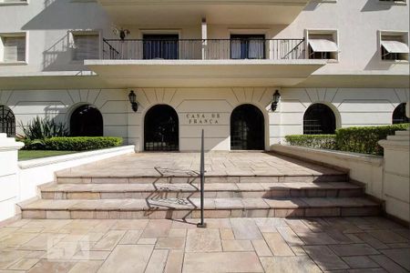 Apartamento à venda com 105m², 3 quartos e 1 vaga Apartamento à venda com 105m², 3 quartos e 1 vagaEntrada