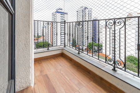 Apartamento à venda com 105m², 3 quartos e 1 vaga Apartamento à venda com 105m², 3 quartos e 1 vagaVaranda da Sala