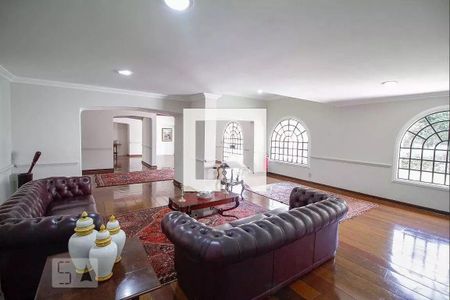 Apartamento à venda com 105m², 3 quartos e 1 vaga Apartamento à venda com 105m², 3 quartos e 1 vagaHall