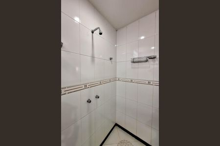 Casa à venda com 310m², 3 quartos e 2 vagasBanheiro da Suíte 2