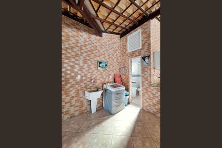 Casa à venda com 310m², 3 quartos e 2 vagasÁrea de Serviço