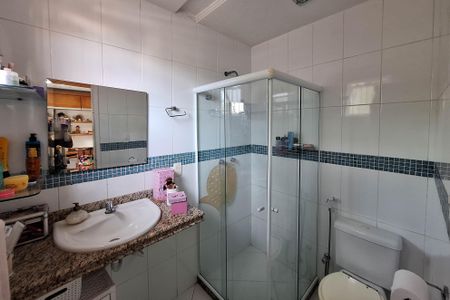 Casa à venda com 310m², 3 quartos e 2 vagasBanheiro Social