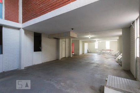 Apartamento para alugar com 62m², 2 quartos e 1 vagaÁrea comum - Salão de festas