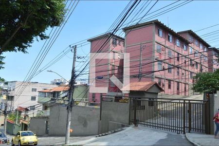 Apartamento para alugar com 62m², 2 quartos e 1 vagaFachada