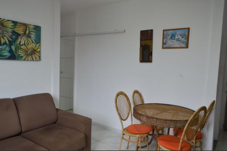 Apartamento para alugar com 62m², 2 quartos e 1 vagaSala