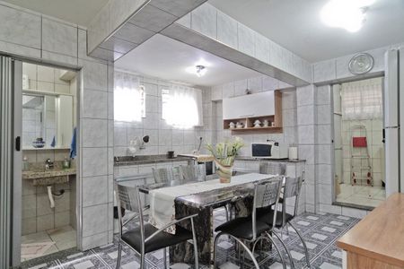 Casa para alugar com 478m², 4 quartos e sem vagaCozinha