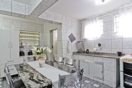 Casa para alugar com 478m², 4 quartos e sem vagaCozinha