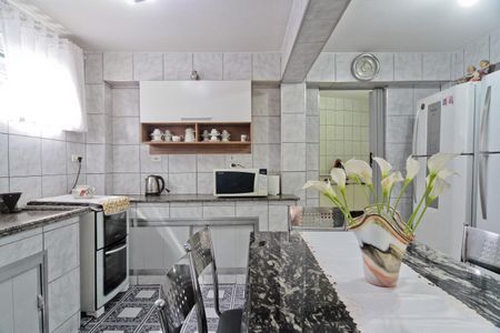 Casa para alugar com 478m², 4 quartos e sem vagaCozinha