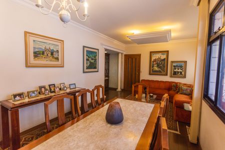 Apartamento à venda com 145m², 4 quartos e 2 vagasSala