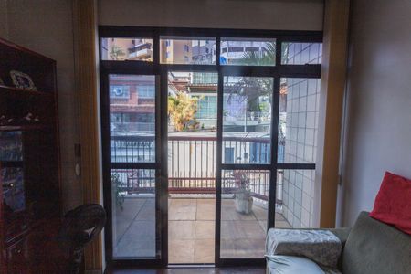 Apartamento à venda com 145m², 4 quartos e 2 vagasVaranda do Quarto 2