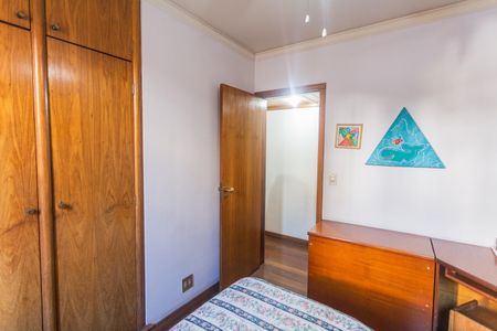 Apartamento à venda com 145m², 4 quartos e 2 vagasQuarto 2