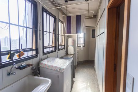 Apartamento à venda com 145m², 4 quartos e 2 vagasÁrea de Serviço