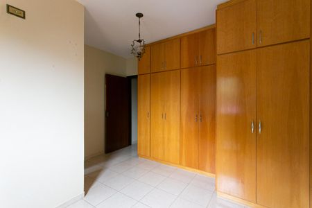 Casa de condomínio à venda com 75m², 2 quartos e 3 vagasSuíte 1