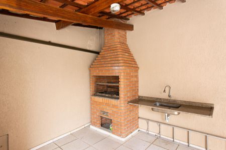 Casa de condomínio à venda com 75m², 2 quartos e 3 vagasÁrea comum - Churrasqueira