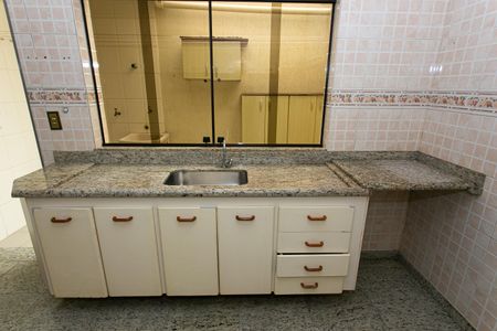 Casa de condomínio à venda com 75m², 2 quartos e 3 vagasCozinha