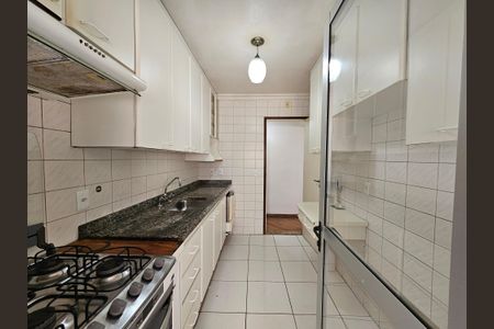 Apartamento à venda com 86m², 3 quartos e 1 vaga Apartamento à venda com 86m², 3 quartos e 1 vagaCozinha