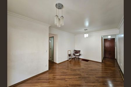 Apartamento à venda com 86m², 3 quartos e 1 vaga Apartamento à venda com 86m², 3 quartos e 1 vagaSala