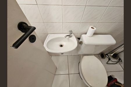 Apartamento à venda com 86m², 3 quartos e 1 vaga Apartamento à venda com 86m², 3 quartos e 1 vagaBanheiro de Serviço