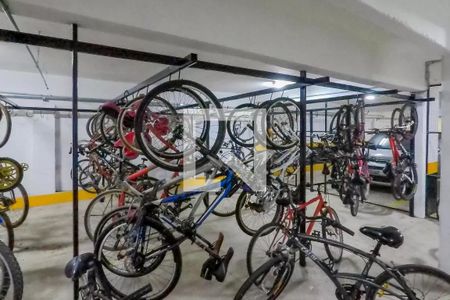 Apartamento à venda com 86m², 3 quartos e 1 vaga Apartamento à venda com 86m², 3 quartos e 1 vagaÁrea comum - Bicicletário