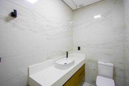 Casa à venda com 262m², 3 quartos e 3 vagasBanheiro do quarto 3