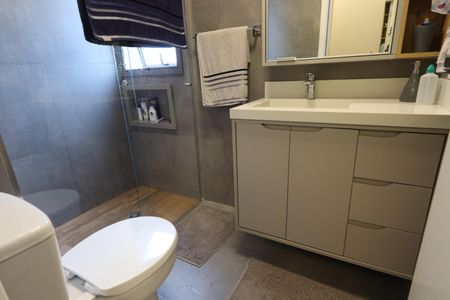 Apartamento à venda com 91m², 2 quartos e 2 vagasBanheiro Social