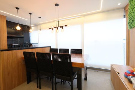 Apartamento à venda com 91m², 2 quartos e 2 vagasVaranda/Sala de Jantar
