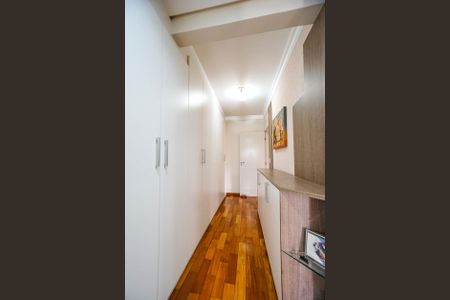 Casa à venda com 184m², 5 quartos e 3 vagasCloset da suíte 05