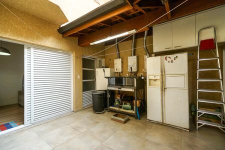 Casa à venda com 184m², 5 quartos e 3 vagasQuintal