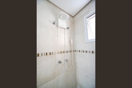 Casa à venda com 184m², 5 quartos e 3 vagasChuveiro