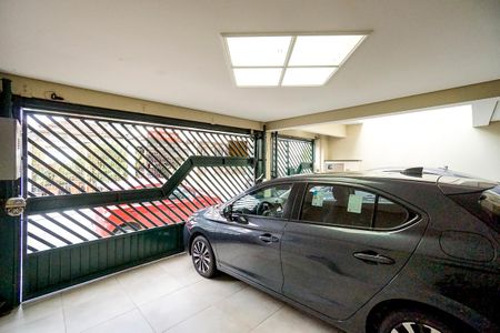 Casa à venda com 184m², 5 quartos e 3 vagasGaragem