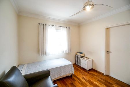 Casa à venda com 184m², 5 quartos e 3 vagasSuíte 02