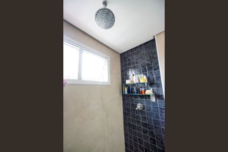 Casa à venda com 184m², 5 quartos e 3 vagasChuveiro