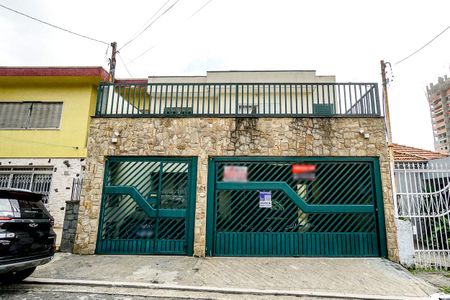 Casa à venda com 184m², 5 quartos e 3 vagasFachada