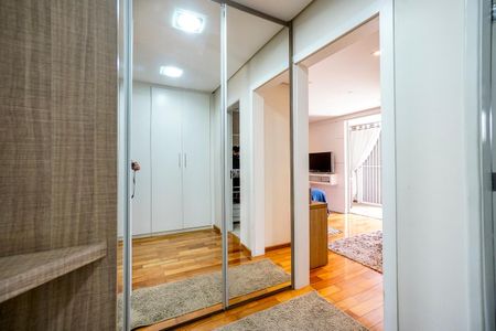 Casa à venda com 184m², 5 quartos e 3 vagasCloset da suíte 05
