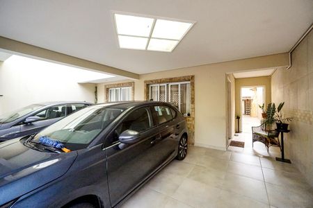 Casa à venda com 184m², 5 quartos e 3 vagasGaragem