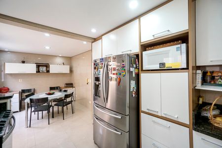 Casa à venda com 184m², 5 quartos e 3 vagasCozinha