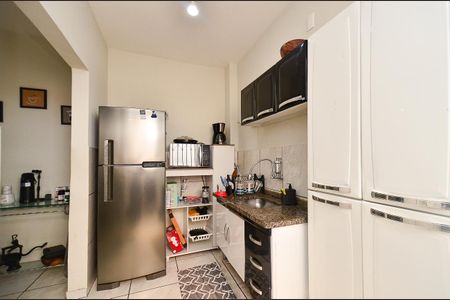 Apartamento à venda com 85m², 2 quartos e sem vagaCozinha 