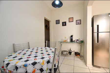 Apartamento à venda com 85m², 2 quartos e sem vagaCozinha 