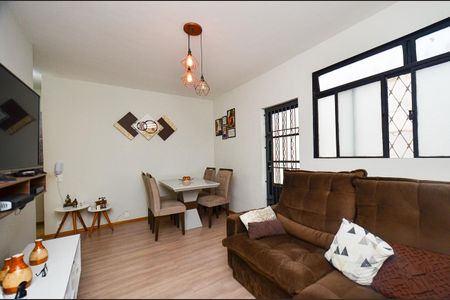 Apartamento à venda com 85m², 2 quartos e sem vagaSala