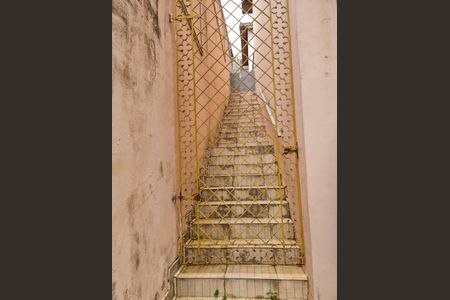 Casa à venda com 240m², 5 quartos e 5 vagas