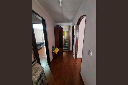 Casa à venda com 240m², 5 quartos e 5 vagas