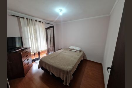 Casa à venda com 240m², 5 quartos e 5 vagas