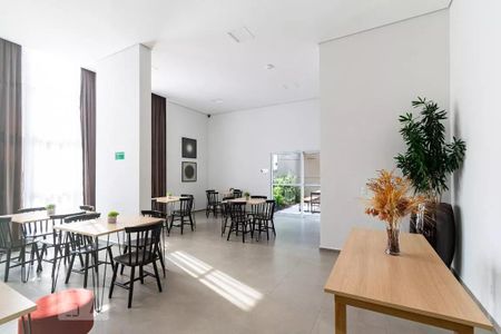Apartamento à venda com 64m², 2 quartos e 1 vagaÁrea comum - Salão de festas