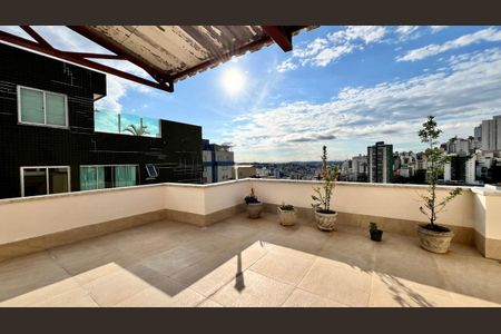Apartamento à venda com 260m², 4 quartos e 2 vagasTerraço 