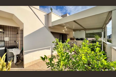 Apartamento à venda com 260m², 4 quartos e 2 vagasTerraço