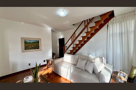 Apartamento à venda com 260m², 4 quartos e 2 vagasSala