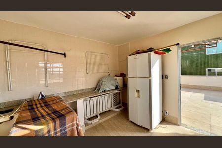 Apartamento à venda com 260m², 4 quartos e 2 vagasEspaço Gourmet